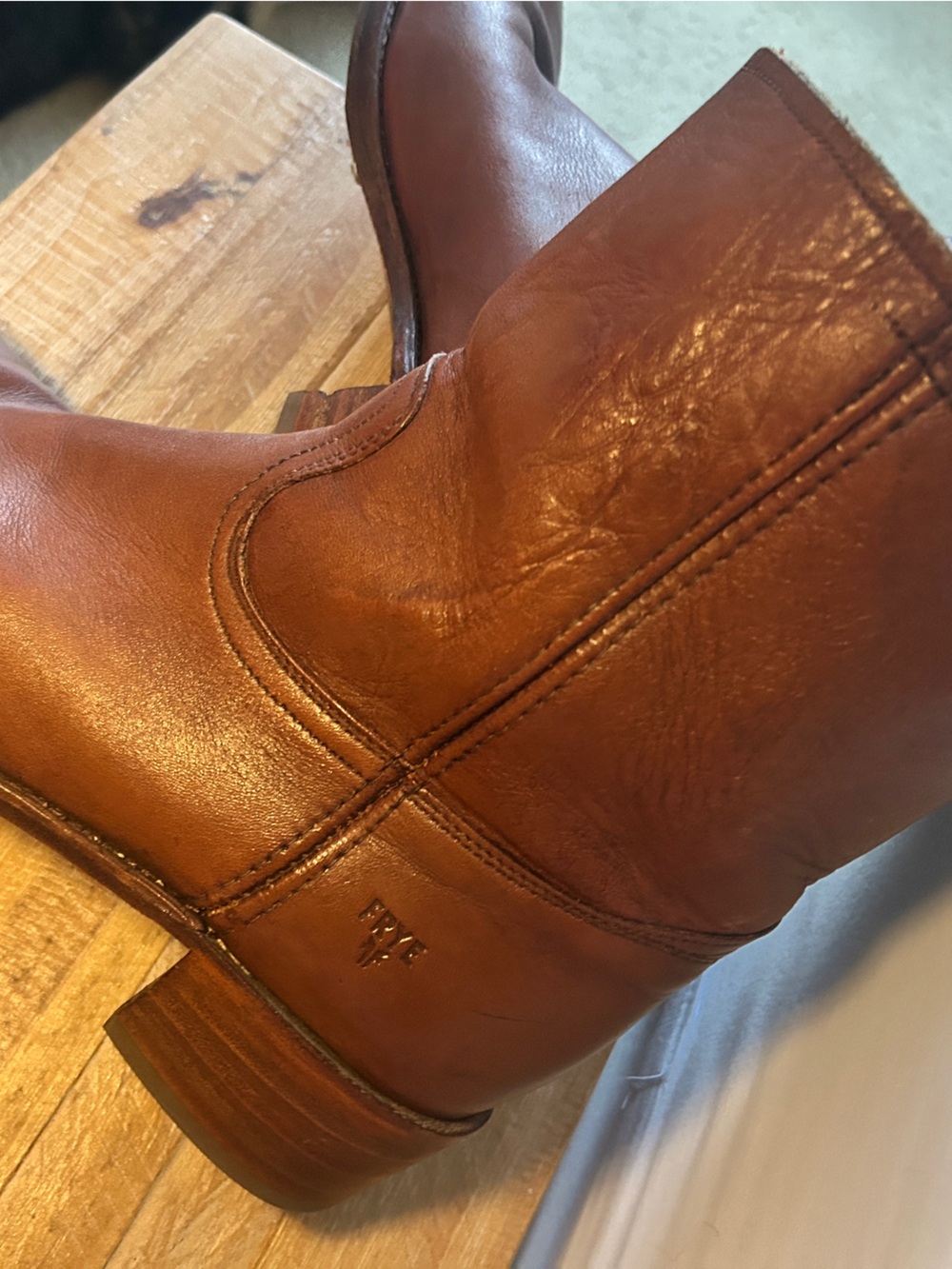 Frye Men’s Pull-On Leather Boots – Size 10
